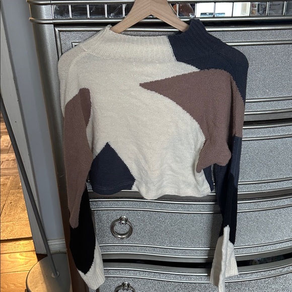 Sweater - Picture 2 of 2